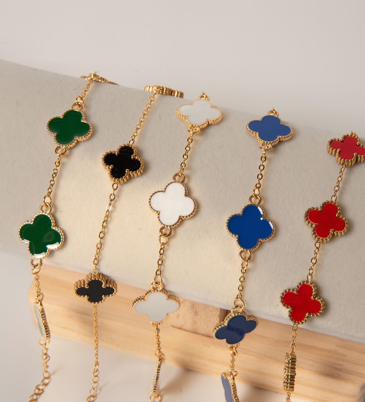 Pulseras estilo vancleef