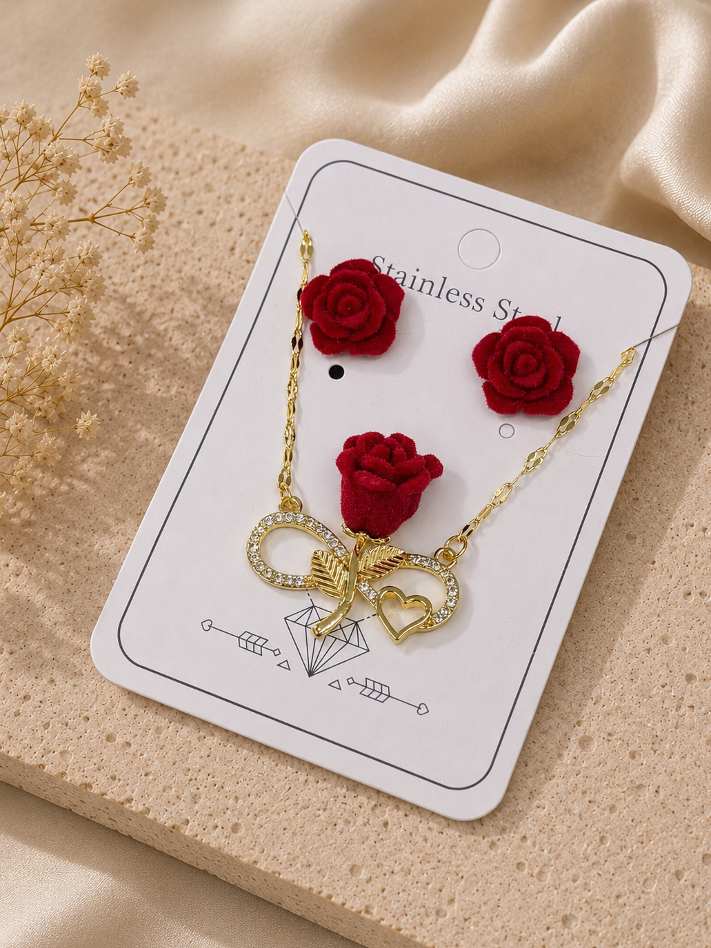 Conjunto collar y aretes rosa roja con infinito y corazón