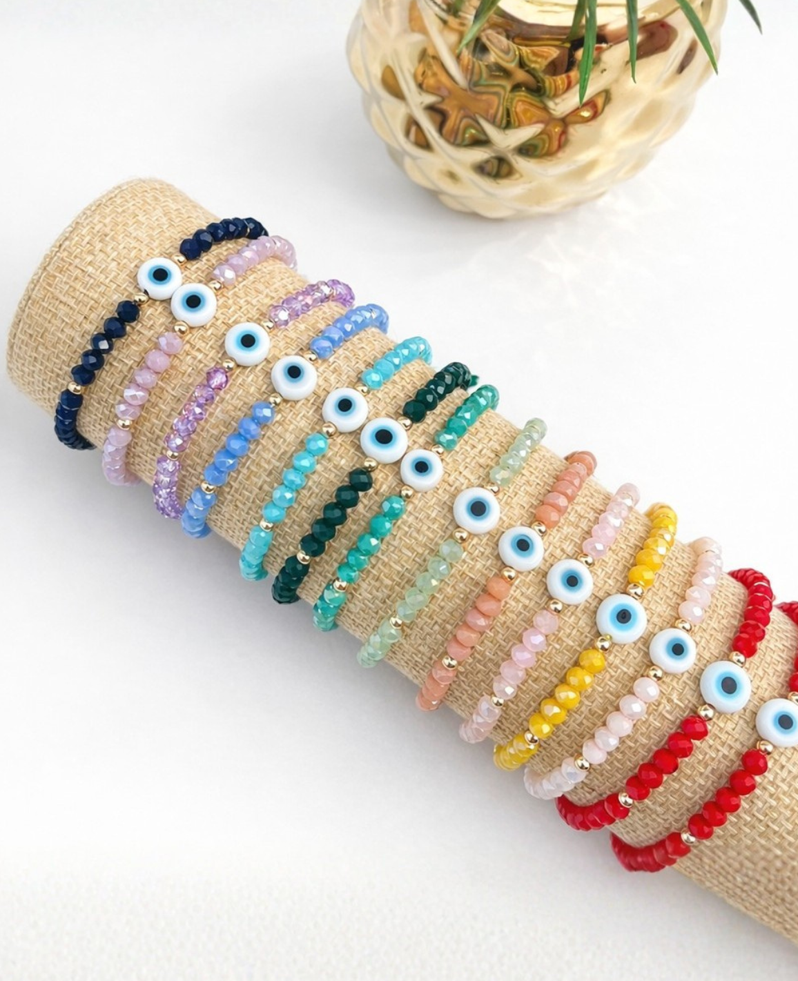 Pulsera ajustable de hilo con cristales y ojo turco