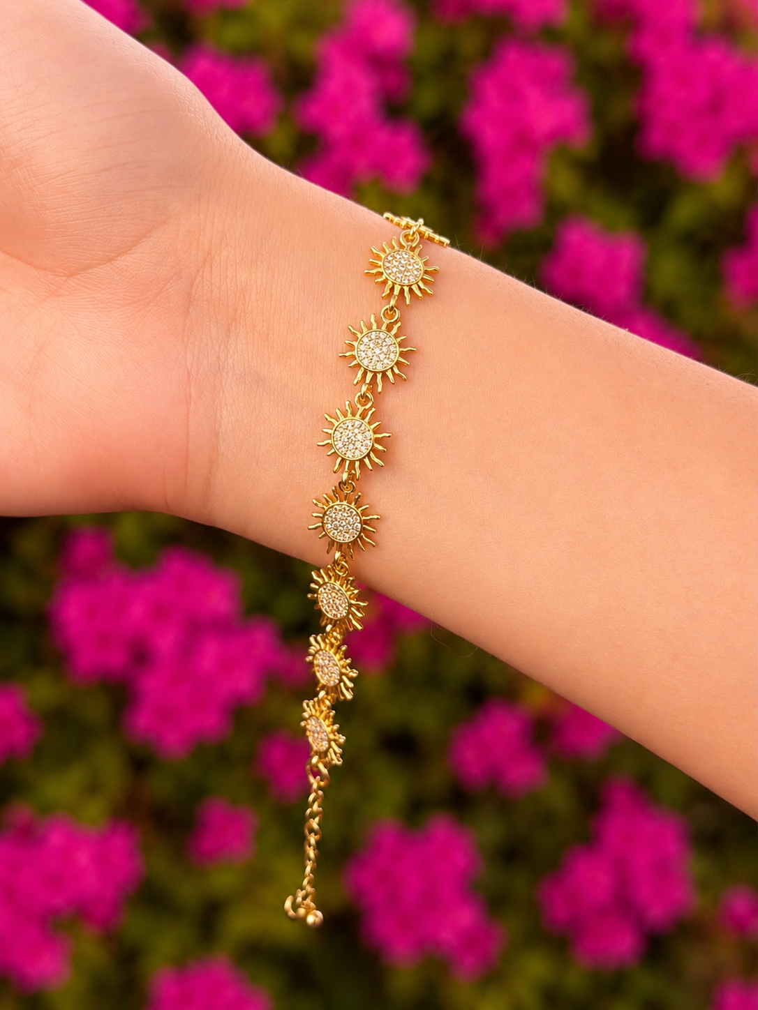 Pulsera soles con zirconias chapa de oro