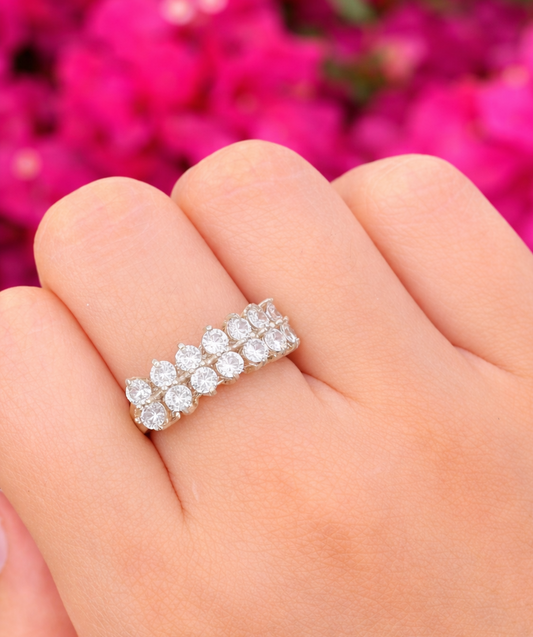 Anillo plata tipo corona con zirconias