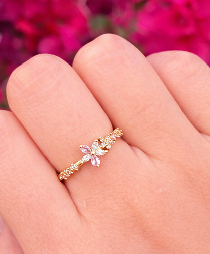 Anillo flor rosa y blanca chapa de oro