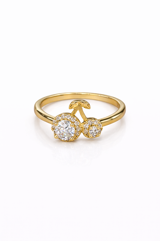 Anillo cerezas elegantes zirconias chapa de oro