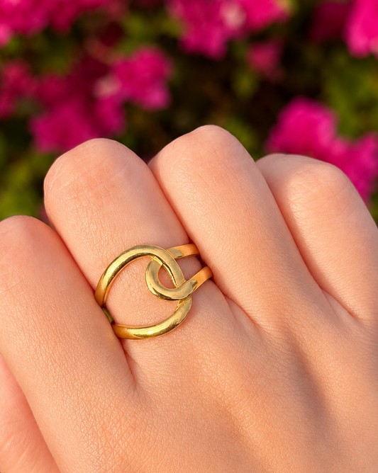 Anillo entrelazado dorado acero inoxidable
