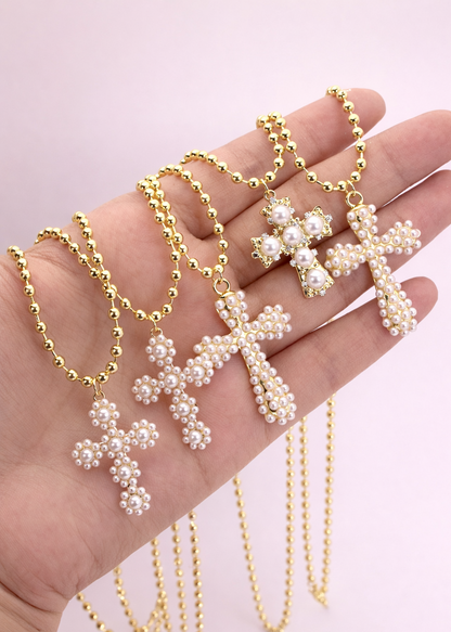 Collares cruces con perlas chapa de oro