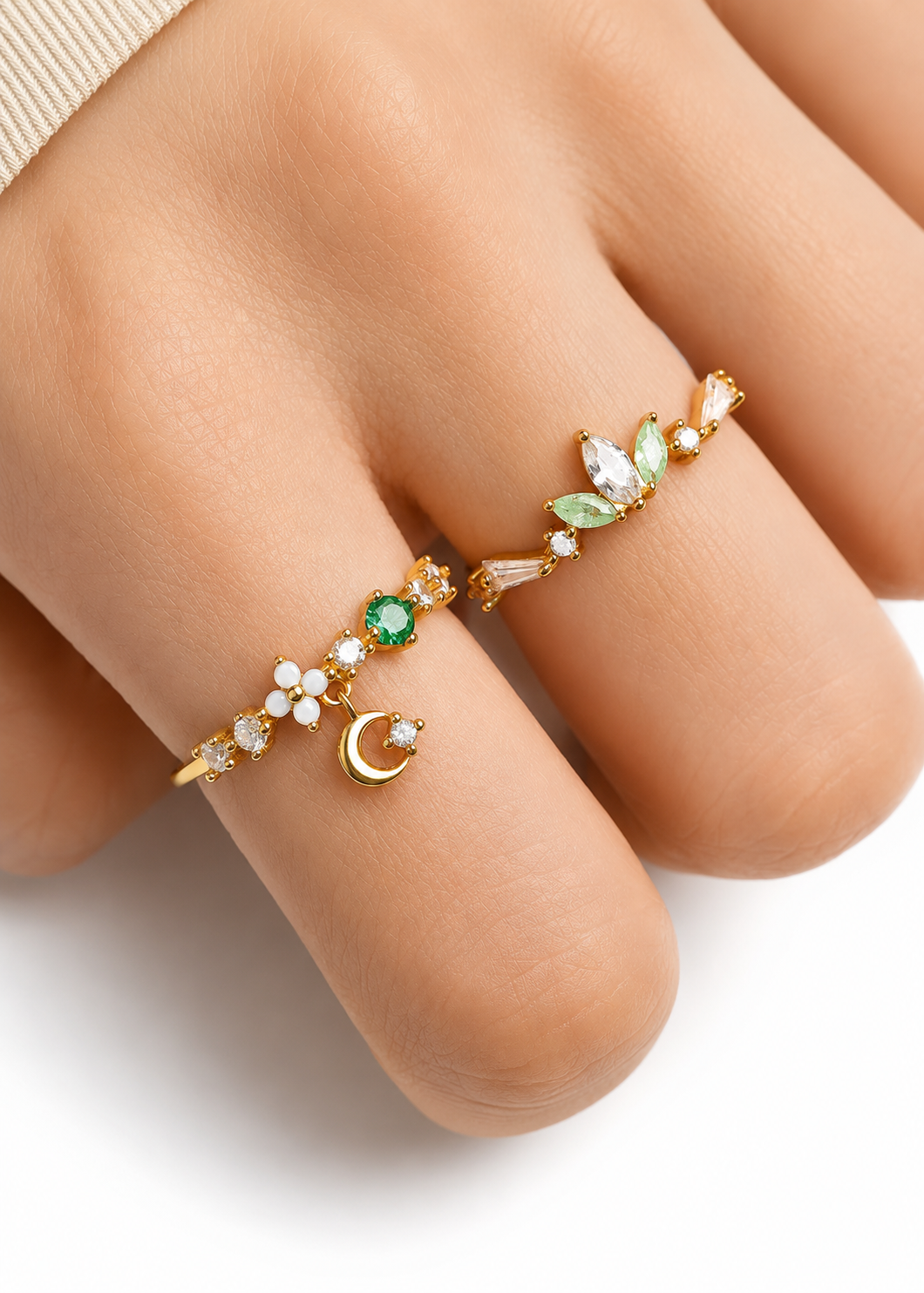 Anillo luna esmeralda dorado plata de ley 925