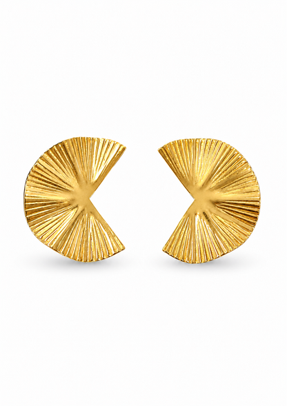 Aretes con textura radiante dorados acero inoxidable