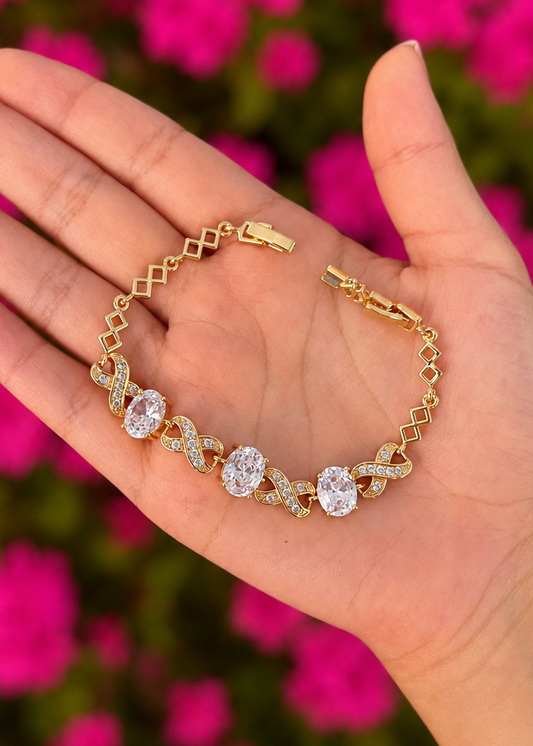 Pulsera infinitos con zirconias ovaladas chapa de oro