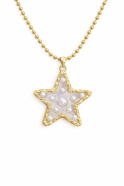 Collares figuras con perlas chapa de oro