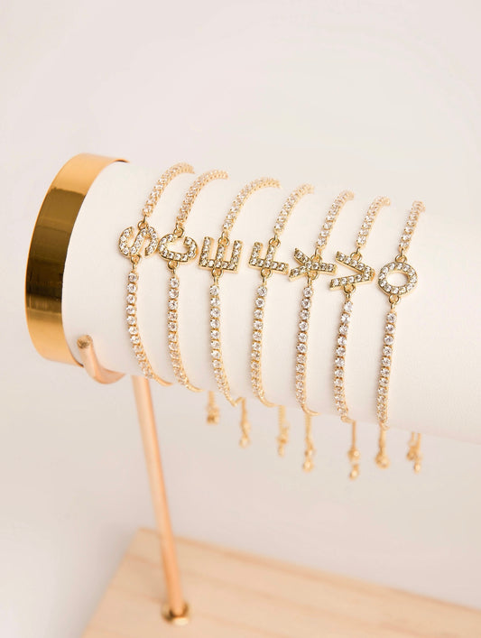 Pulseras con inicial tipo tenis chapa de oro