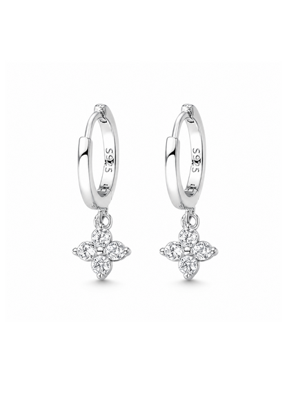 Aretes huggies trébol con circón plata 925