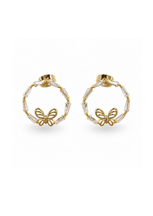 Aretes tipo corona con mariposa chapa de oro