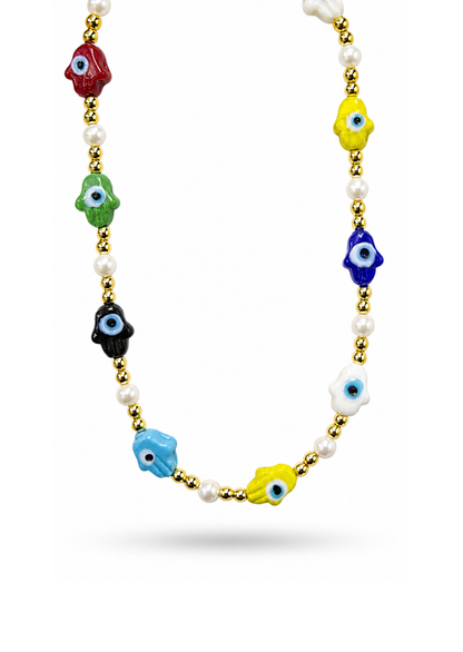 Collar con perlas naturales y dijes de cerámica colores